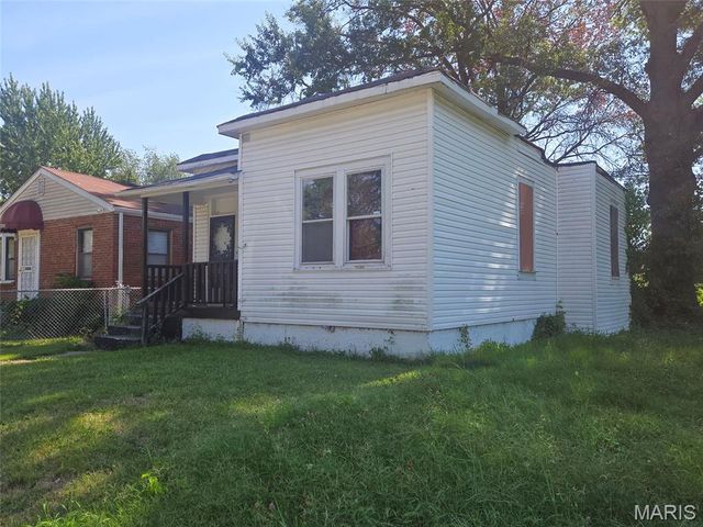 4786 Wren Avenue, St Louis, MO 63120