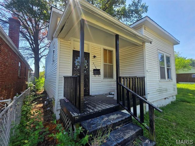 4786 Wren Avenue, St Louis, MO 63120