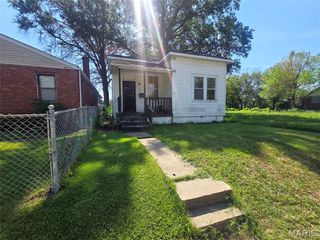 4786 Wren Avenue, St Louis, MO 63120