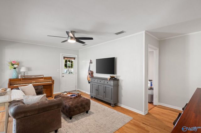 2707 Barcody Road, Huntsville, AL 35801