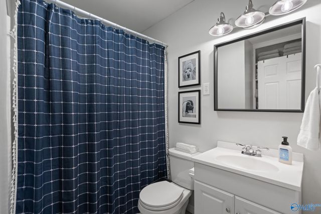 2707 Barcody Road, Huntsville, AL 35801