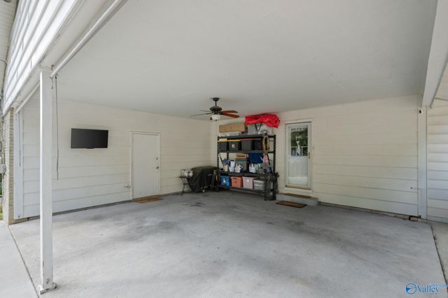 2707 Barcody Road, Huntsville, AL 35801