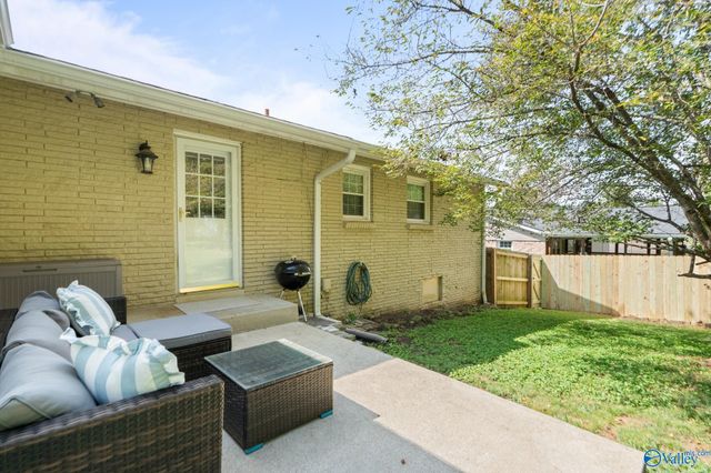 2707 Barcody Road, Huntsville, AL 35801