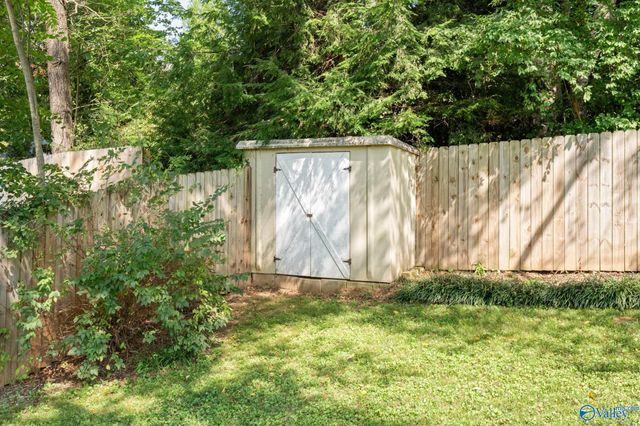 2707 Barcody Road, Huntsville, AL 35801