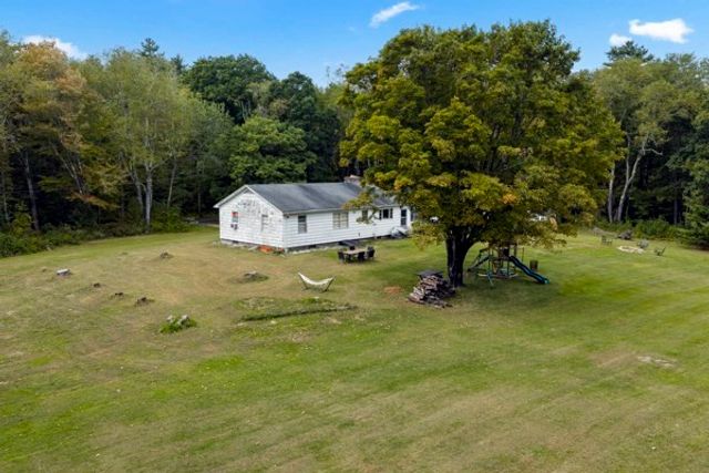 85 Blood Rd, Charlton, MA 01507