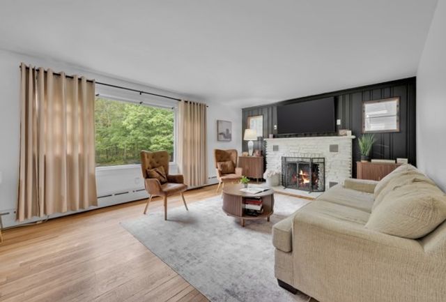 85 Blood Rd, Charlton, MA 01507