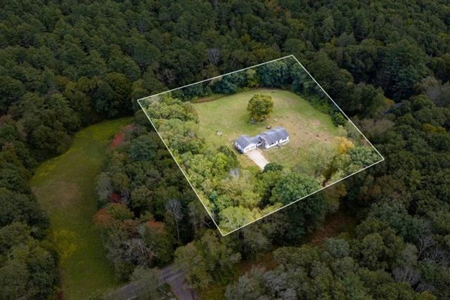 85 Blood Rd, Charlton, MA 01507