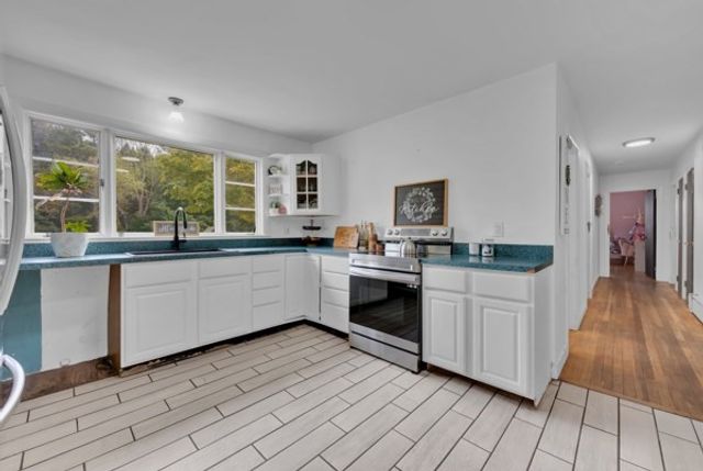 85 Blood Rd, Charlton, MA 01507