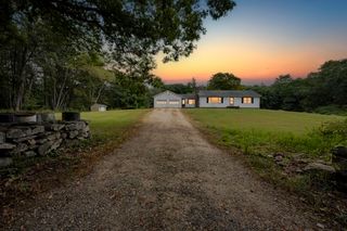 85 Blood Rd, Charlton, MA 01507