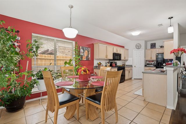 1118 Germany Drive, Cedar Hill, TX 75104
