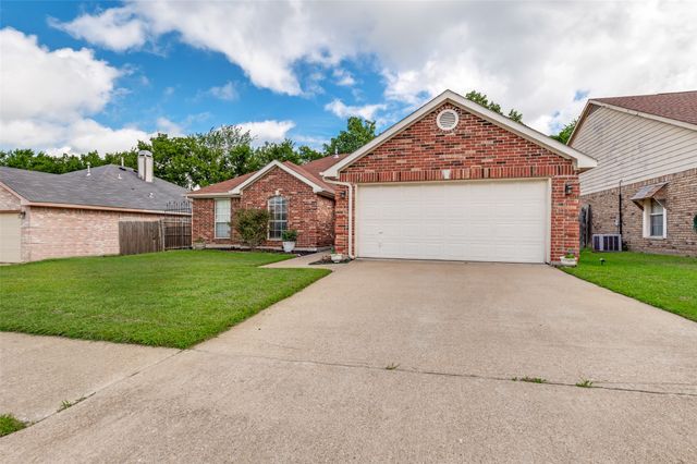 1118 Germany Drive, Cedar Hill, TX 75104