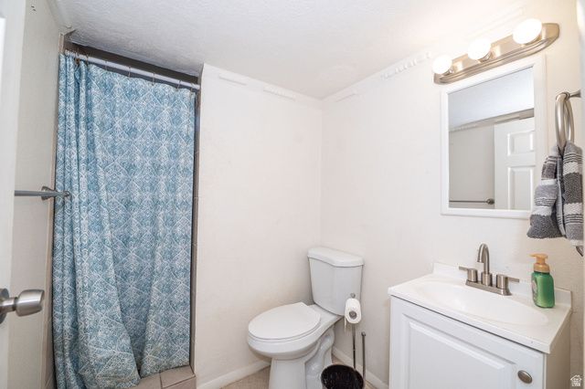 2375 W 4975 S, Roy, UT 84067