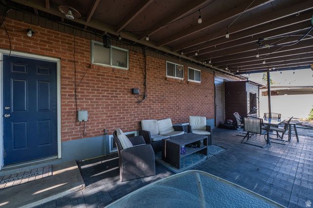 2375 W 4975 S, Roy, UT 84067
