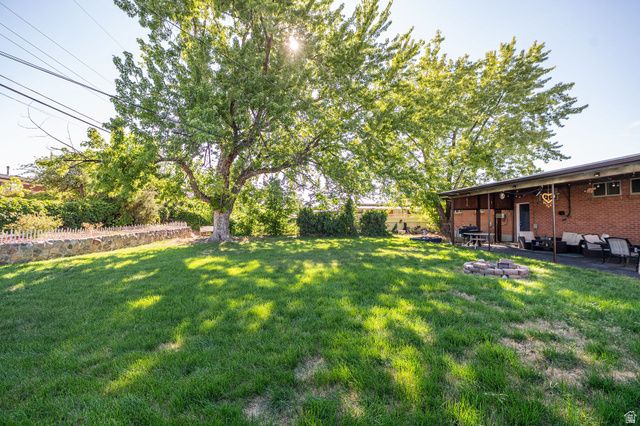 2375 W 4975 S, Roy, UT 84067