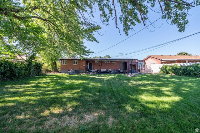 2375 W 4975 S, Roy, UT 84067
