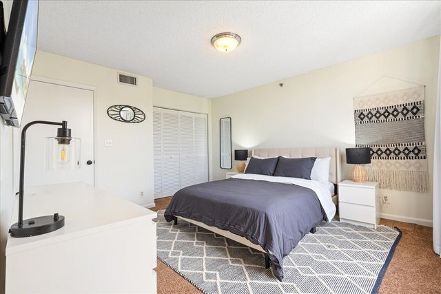 7564 Regency Lake Drive 502, Boca Raton, FL 33433