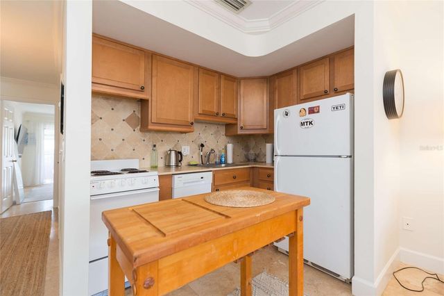 4513 S OAK DRIVE Q62A, Tampa, FL 33611