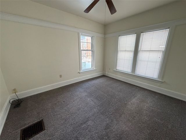 813 W 9TH Street, Erie, PA 16502