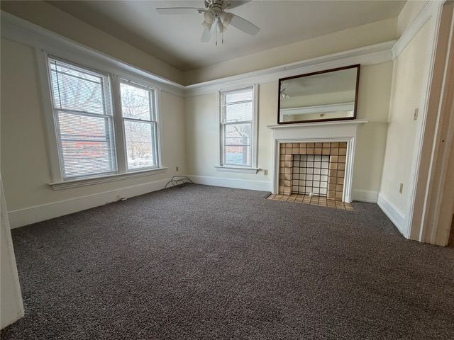 813 W 9TH Street, Erie, PA 16502