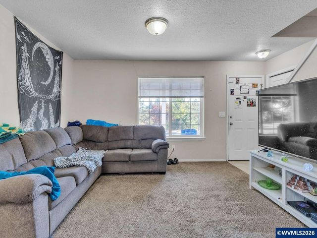 2955 Bastille Av, Salem, OR 97306