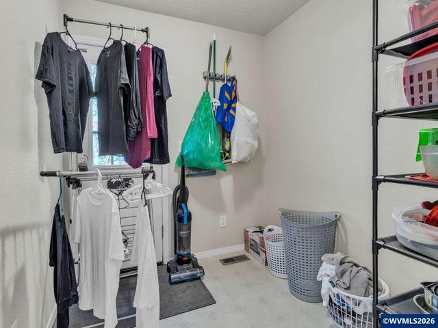 2955 Bastille Av, Salem, OR 97306