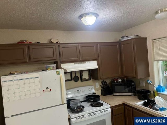 2955 Bastille Av, Salem, OR 97306