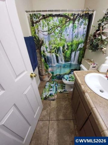 2955 Bastille Av, Salem, OR 97306