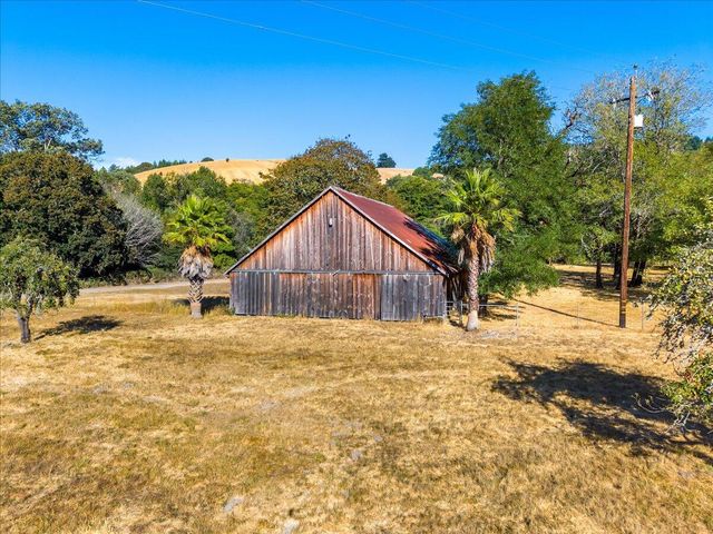 220 Wilder Ridge Road, Honeydew, CA 95545