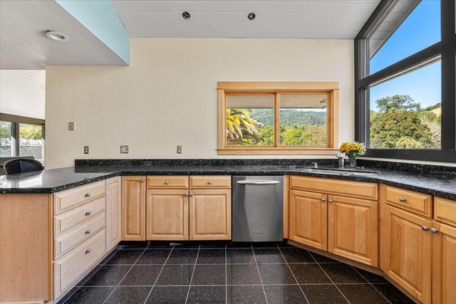 220 Wilder Ridge Road, Honeydew, CA 95545