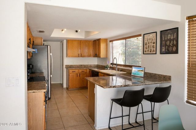 17253 N 47TH Street, Phoenix, AZ 85032
