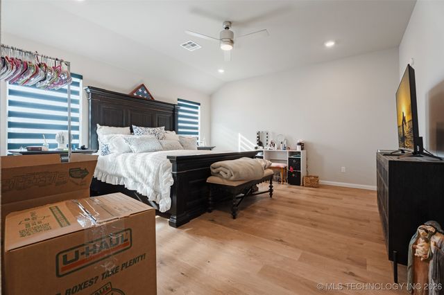 15918 E 75th Street N, Owasso, OK 74055