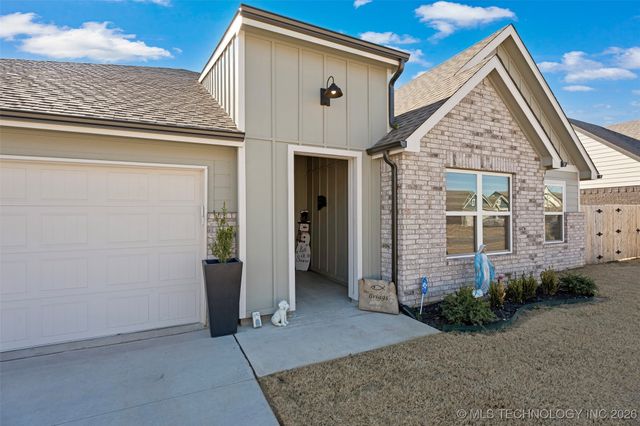 15918 E 75th Street N, Owasso, OK 74055