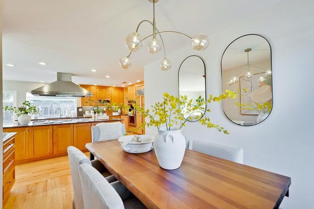 20044 Wheaton Drive, Cupertino, CA 95014