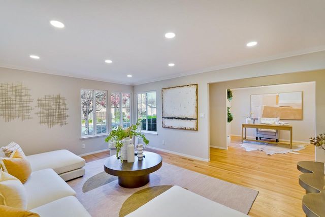 20044 Wheaton Drive, Cupertino, CA 95014