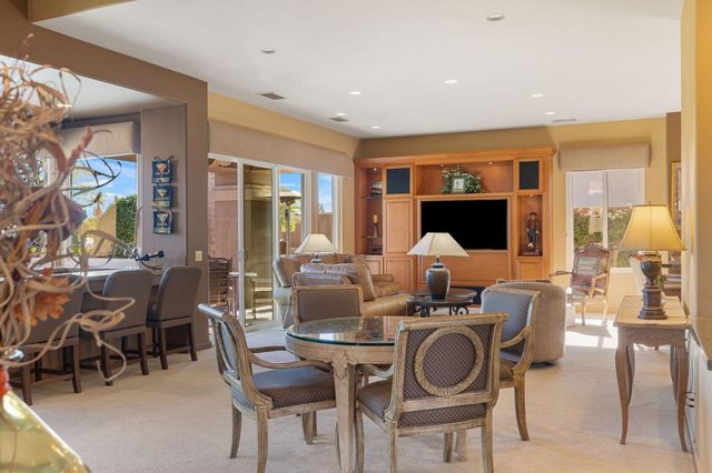 396 Tomahawk Drive, Palm Desert, CA 92211