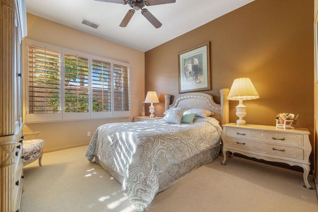 396 Tomahawk Drive, Palm Desert, CA 92211