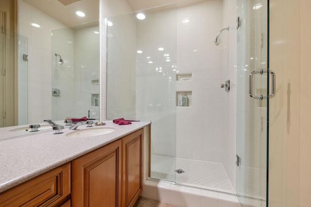 396 Tomahawk Drive, Palm Desert, CA 92211