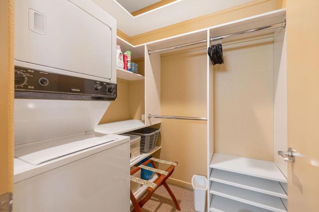 396 Tomahawk Drive, Palm Desert, CA 92211