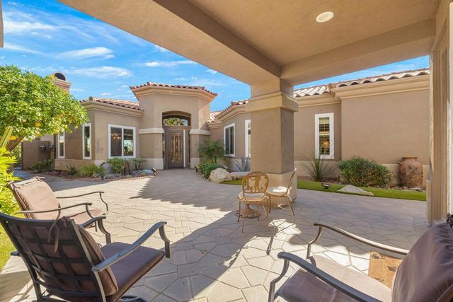 396 Tomahawk Drive, Palm Desert, CA 92211