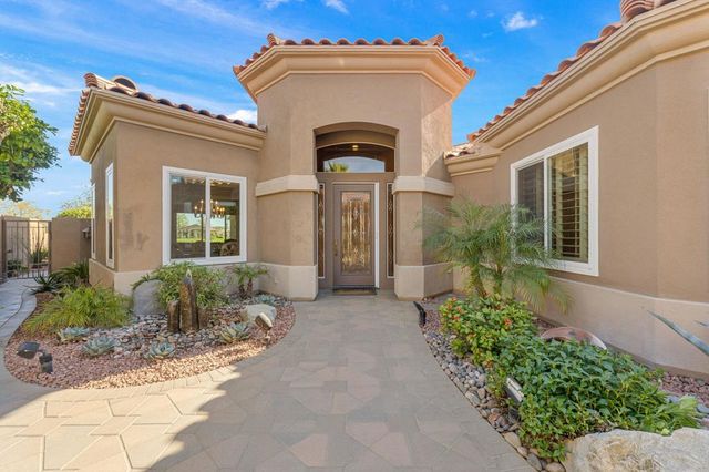 396 Tomahawk Drive, Palm Desert, CA 92211