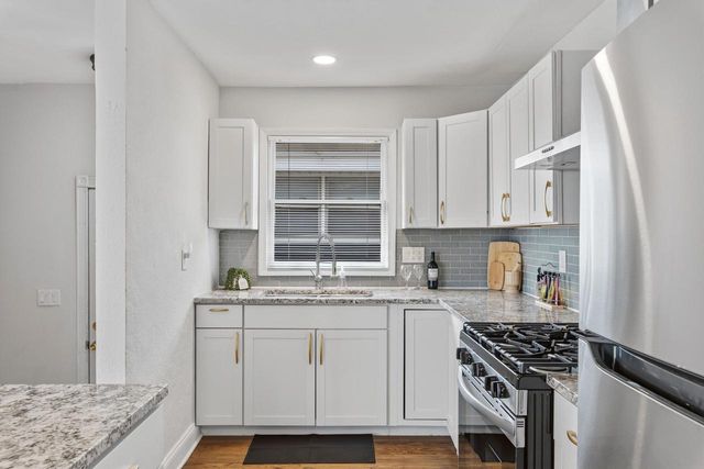 7007 N 41st STREET, Milwaukee, WI 53209