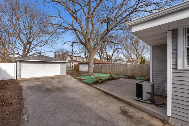 7007 N 41st STREET, Milwaukee, WI 53209