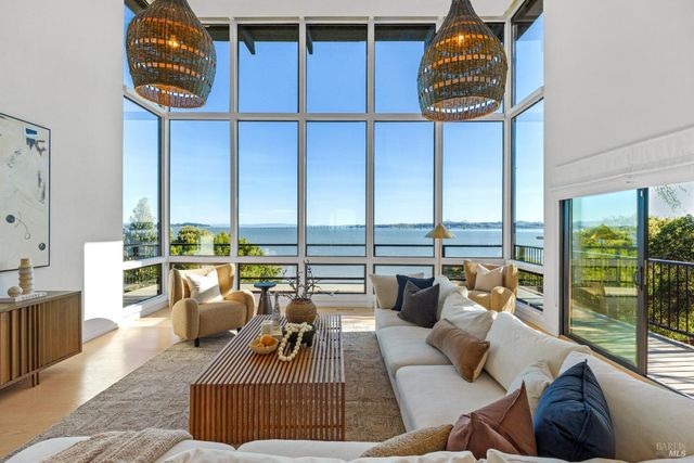 5002 Paradise Dr, Tiburon, CA 94920