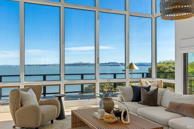 5002 Paradise Dr, Tiburon, CA 94920