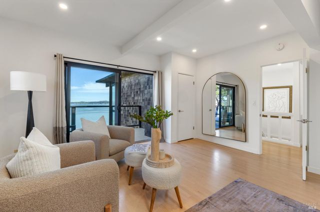 5002 Paradise Dr, Tiburon, CA 94920