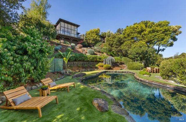 5002 Paradise Dr, Tiburon, CA 94920