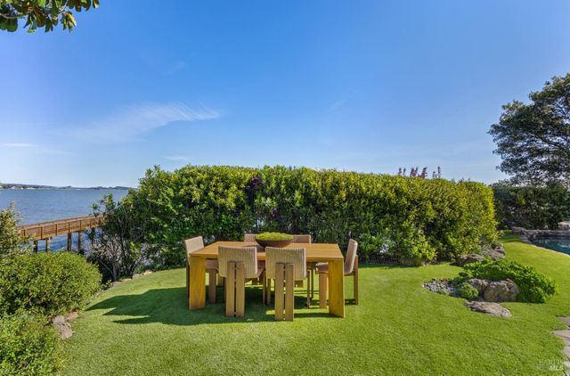 5002 Paradise Dr, Tiburon, CA 94920