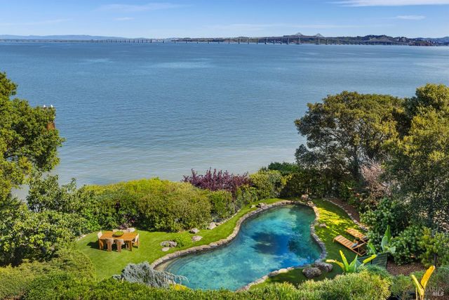 5002 Paradise Dr, Tiburon, CA 94920