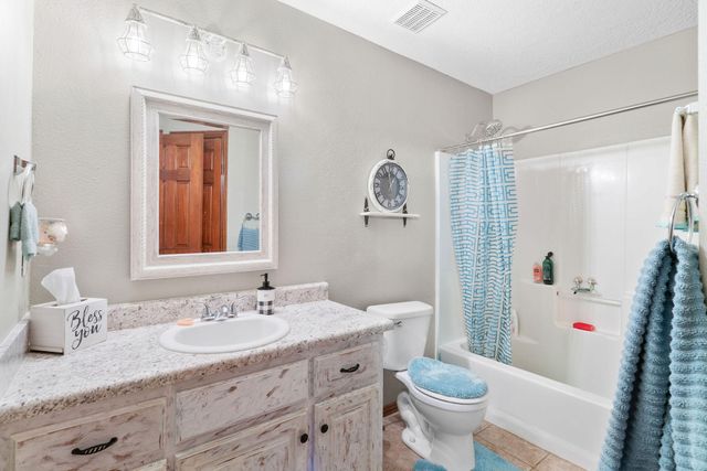 638 N Cox Avenue, Republic, MO 65738