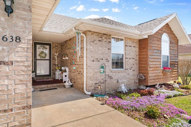 638 N Cox Avenue, Republic, MO 65738